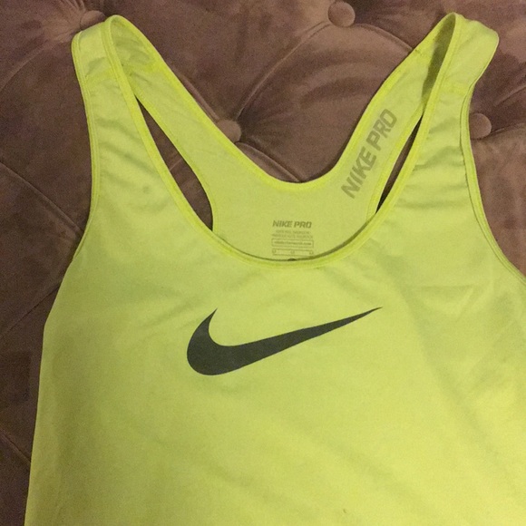 Nike Tops - Nike pro shirt